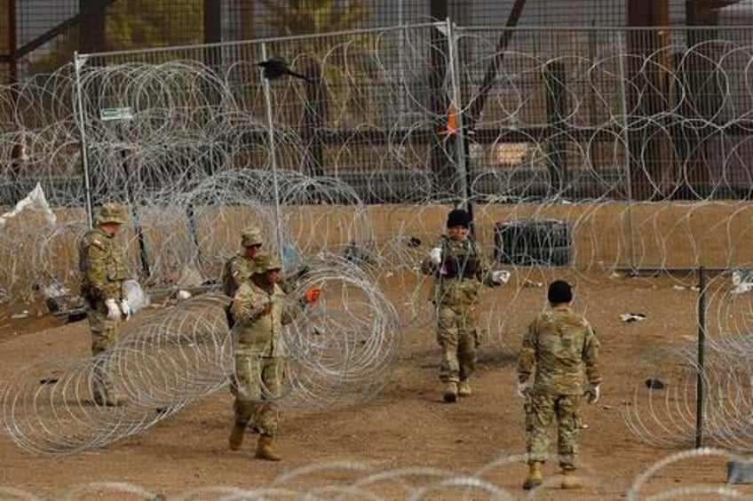 texas defies lawless biden invokes right to self defense from invasion with more razor wire