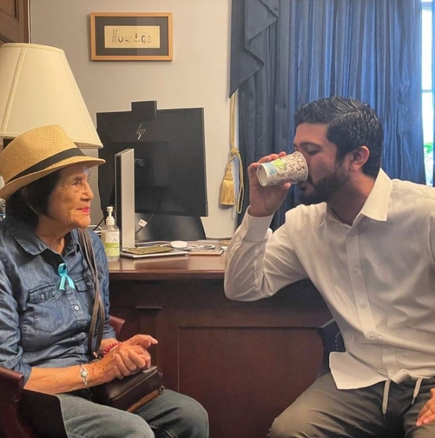 texas democrat begins thirst strike to call for federally mandated water breaks