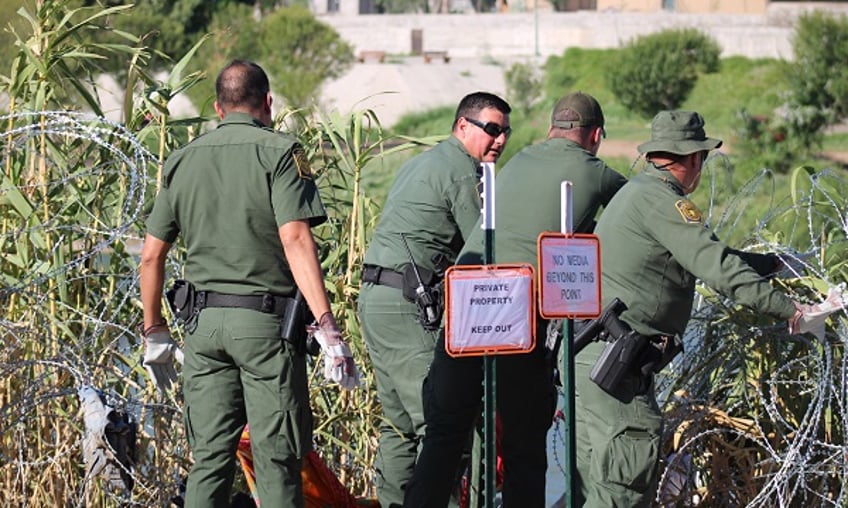 texas guardsmen disciplined for cutting razor wire on border to save lives says source