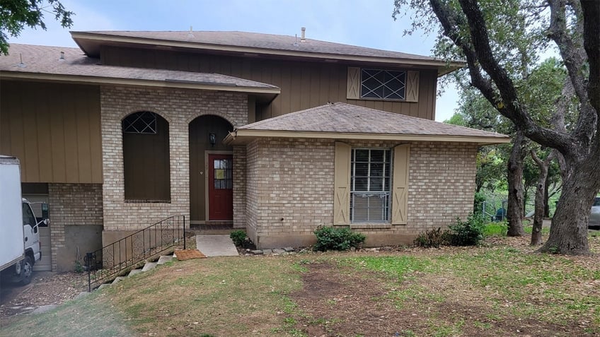 Yudith Matthews and Abram Mendez home