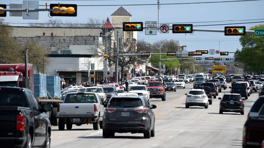 texas law requiring some drunken drivers to pay child support goes into effect