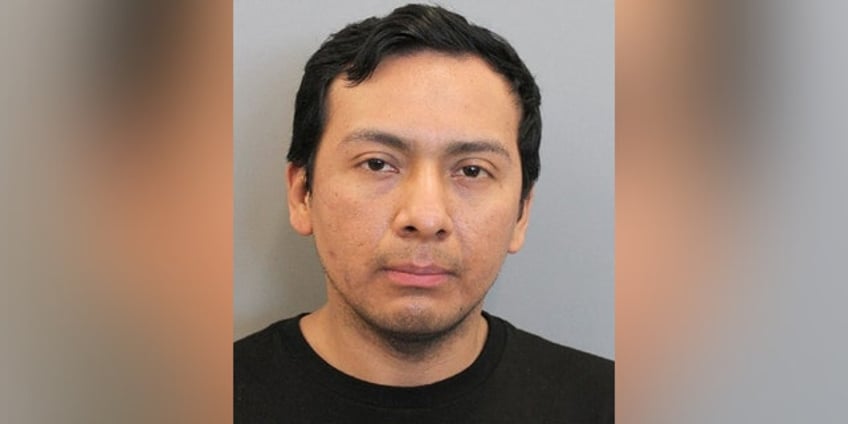 texas man sentenced to 40 years behind bars for sexually abusing 4 young girls several times