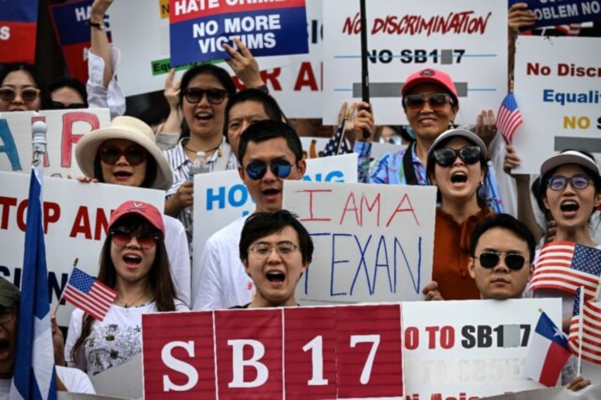 Protesters took to the streets in Texan capital Austin to voice opposition to the land ban