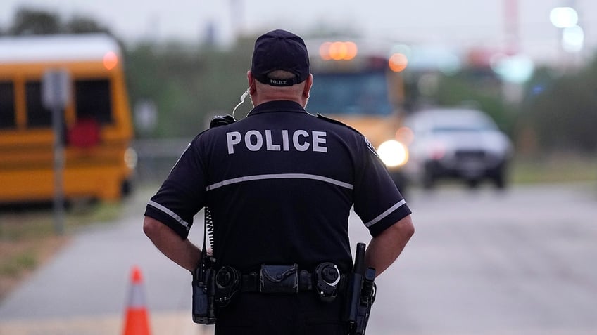 texas school mandate requiring armed officers at every campus after deadly uvalde shooting hits roadblocks