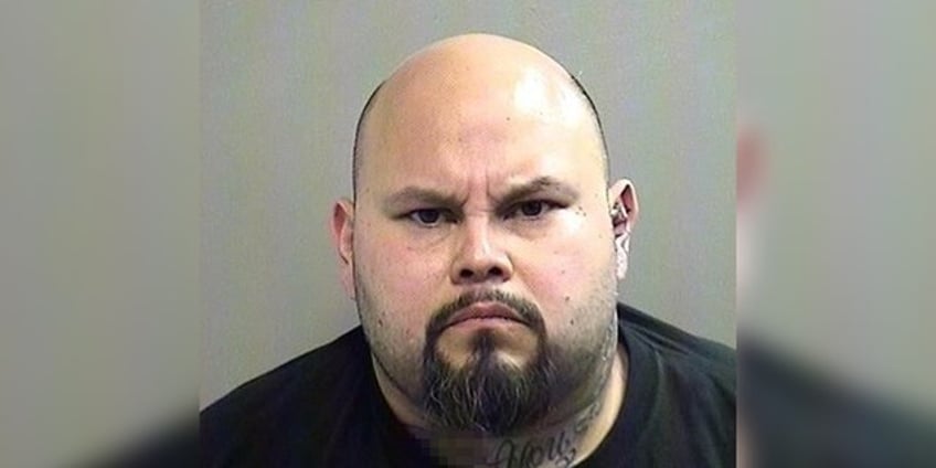 texas tattoo shop owner allegedly shoots kills employee he fired police