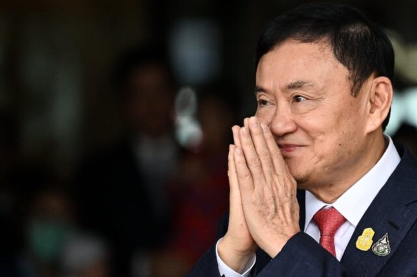 thai ex pm thaksin applies for royal pardon govt source