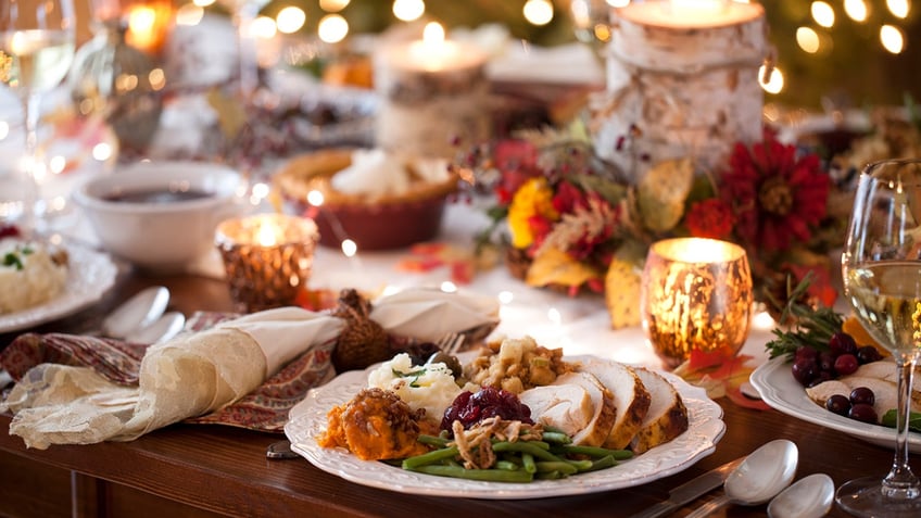 thanksgiving leftovers turkey cranberry sliders that are savory and tart