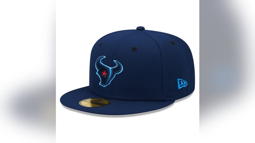 A comfortable hat in classic Texans colors.