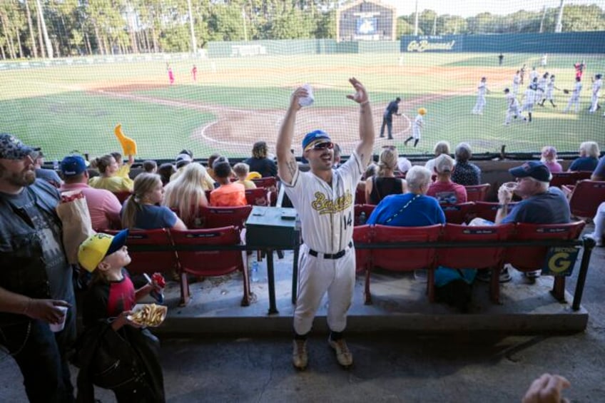 the baseball hall of fame is turning into banana land