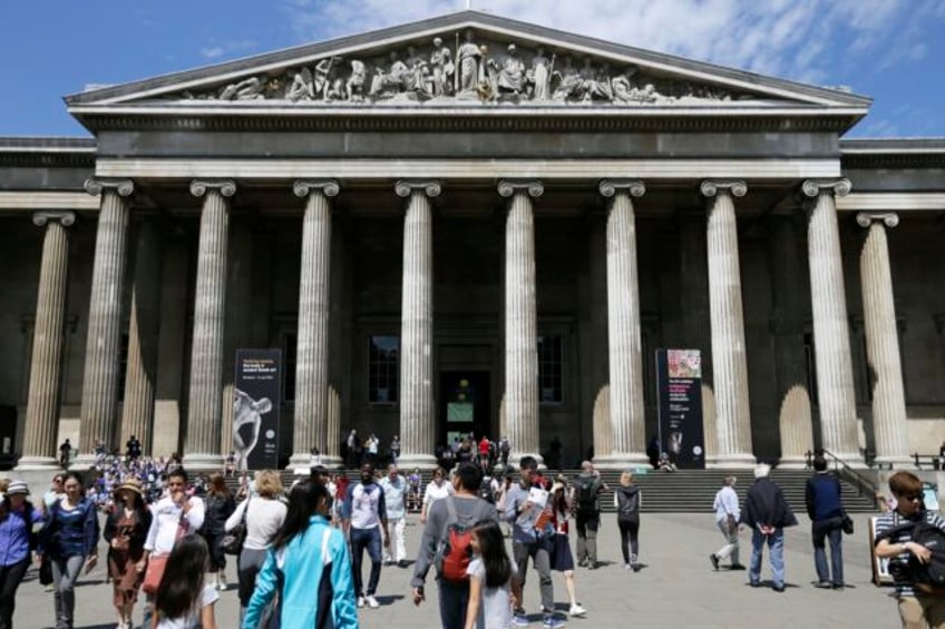 the british museum says it has recovered some of the stolen 2000 items