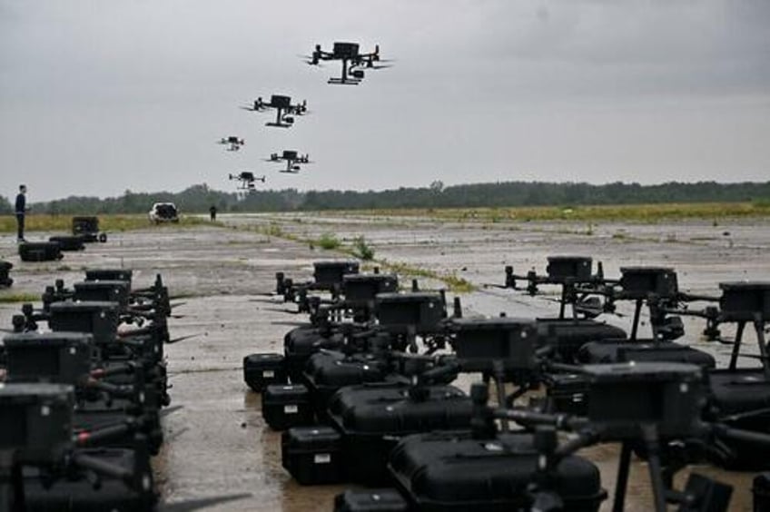 the evolving battlefield how ai and drones redefine modern warfare