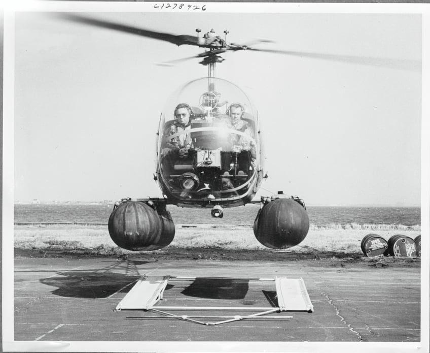 the floyd bennett bungalows nyc democrats transform historic naval airfield into migrant camp