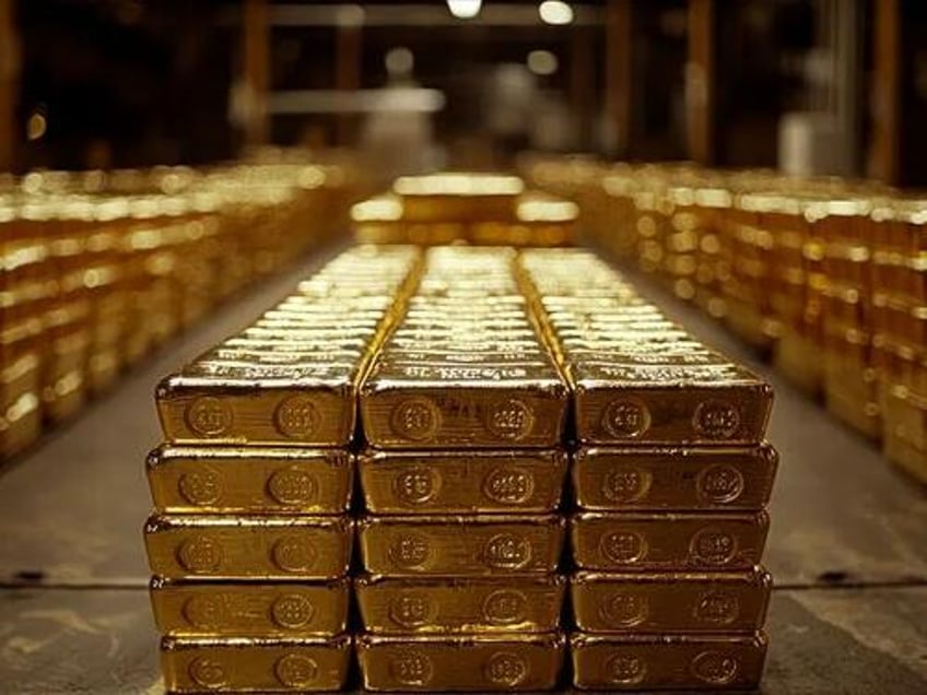 the gold at fort knox was stolen from americans