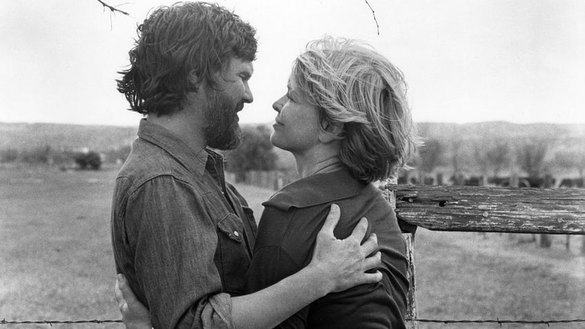 Ellen Burstyn and Kris Kristofferson in "Alice Doesn't Live Here Anymore"