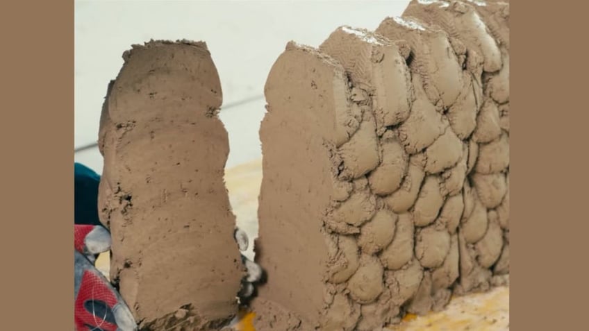 The high-speed clay technique shaking up home construction