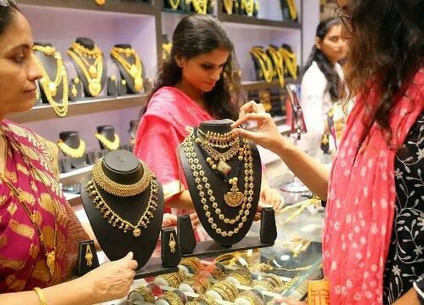 the mad dash in india to buy gold