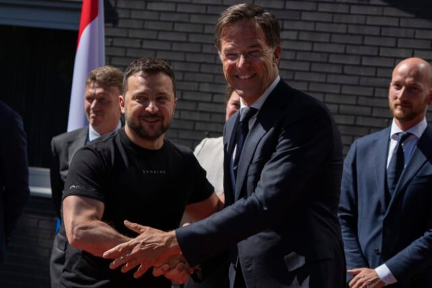 the netherlands and denmark will give f 16 fighter jets to ukraine the dutch prime minister says