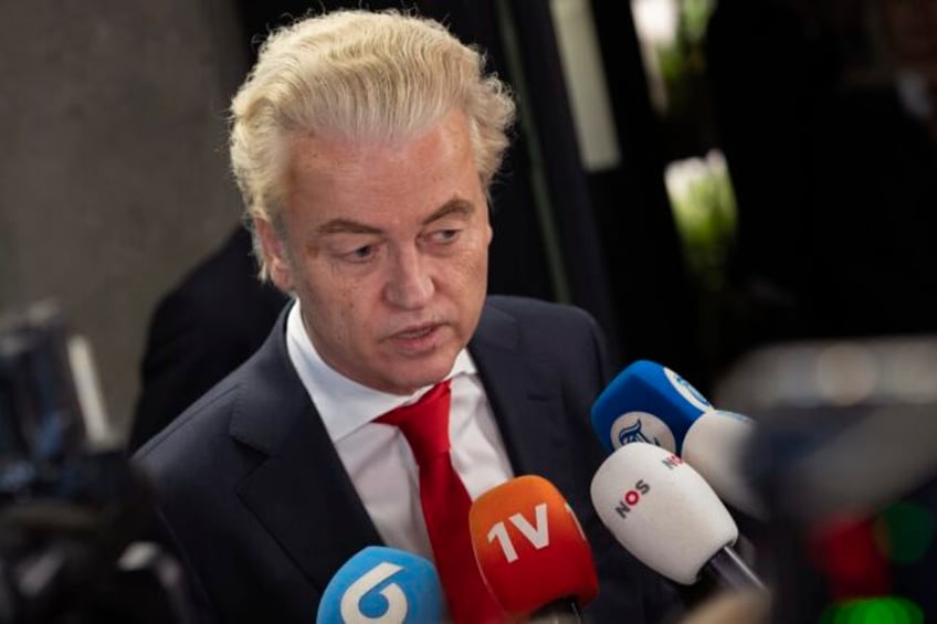 the netherlands longtime ruling party says it wont join a new government following far rights win