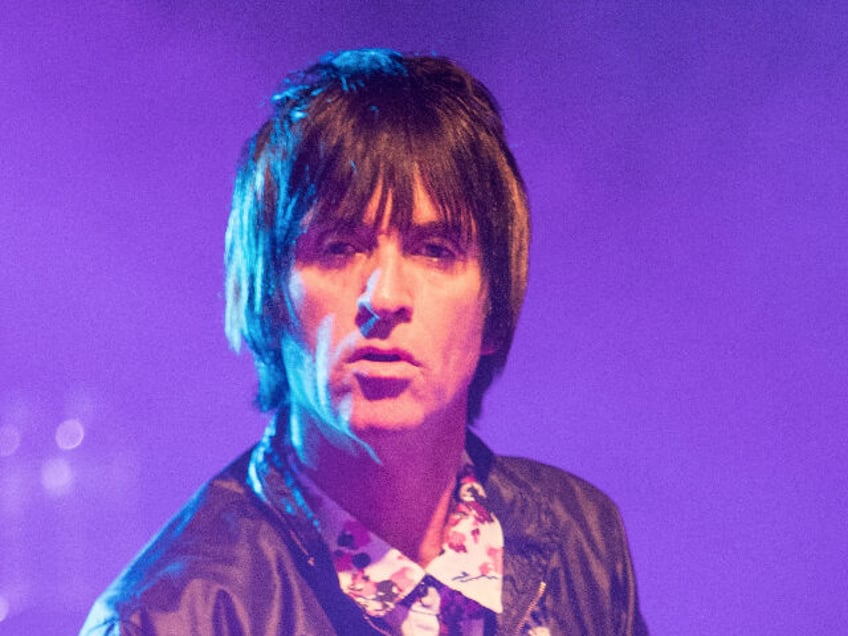 BERLIN, GERMANY - MAY 21: Johnny Marr performs live on stage during a concert at the Festsaal Kreuzberg on May 21, 2018 in Berlin, Germany. (Photo by Jana Legler/Redferns) *** Local Caption *** Johnny Marr