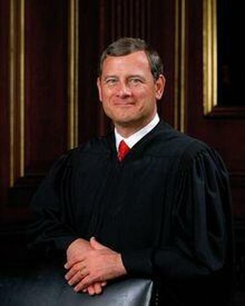 the supreme crisis of chief justice john roberts