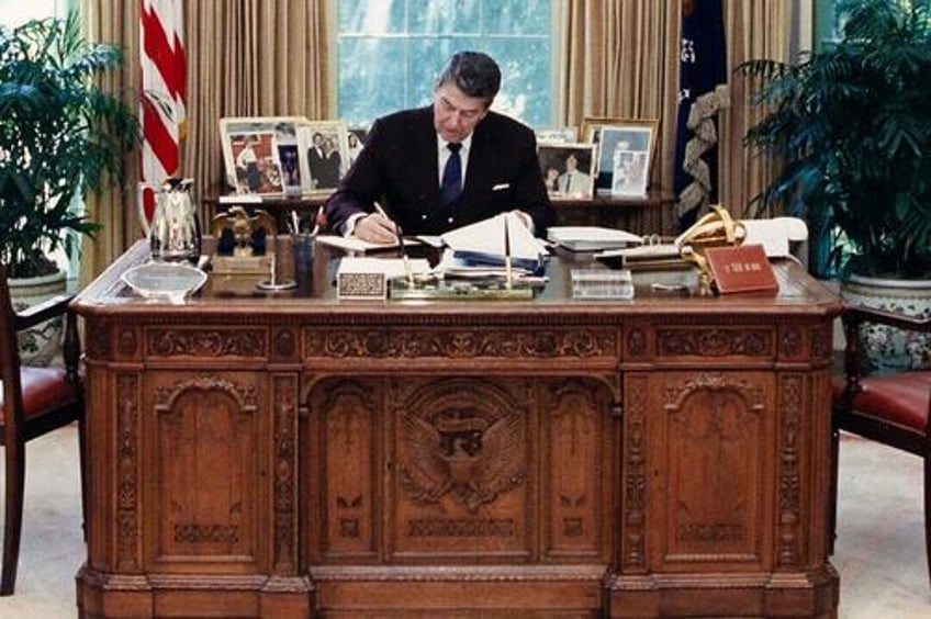 the surprising history of the presidents resolute desk