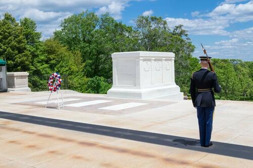 the tomb of the unknown soldier our societal detachment from war