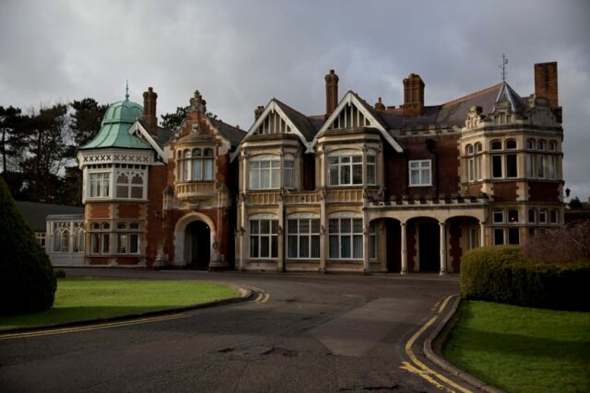 the uks ai summit is taking place at bletchley park the wartime home of codebreaking and computing