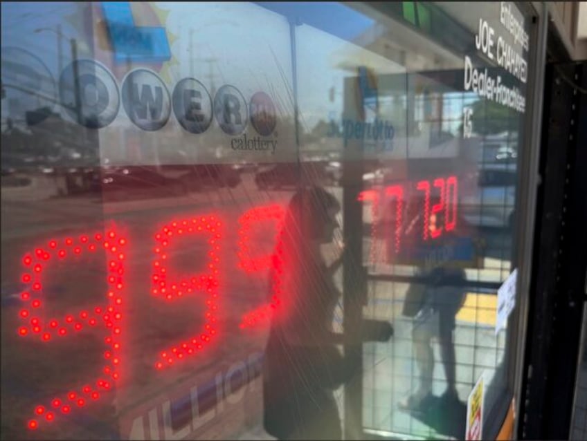 the wait is over as powerball finally has a winner for its jackpot worth over 1 billion