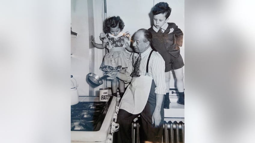 Bert Lahr spending time with his two young children.