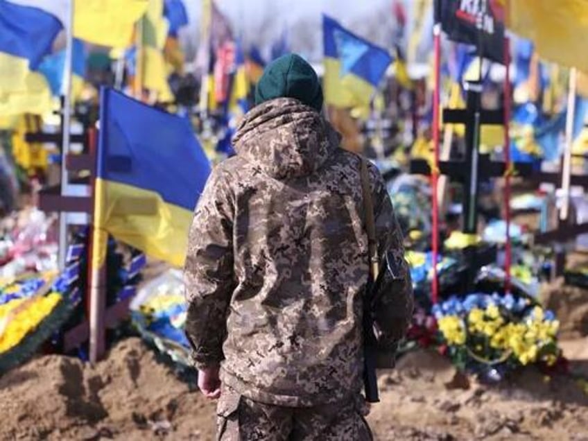 there are only downsides to prolonging the war in ukraine