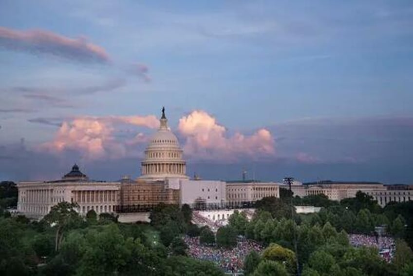 they took my sushi lawmakers sleeping in us capitol due to very dangerous crime wave