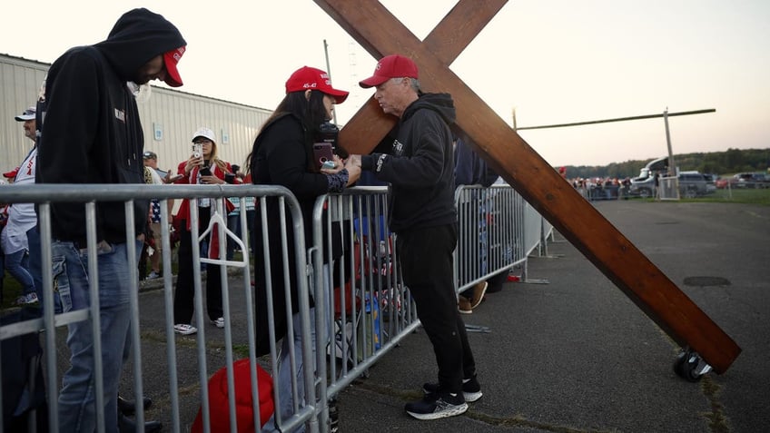 cross at Trump rally in Butler