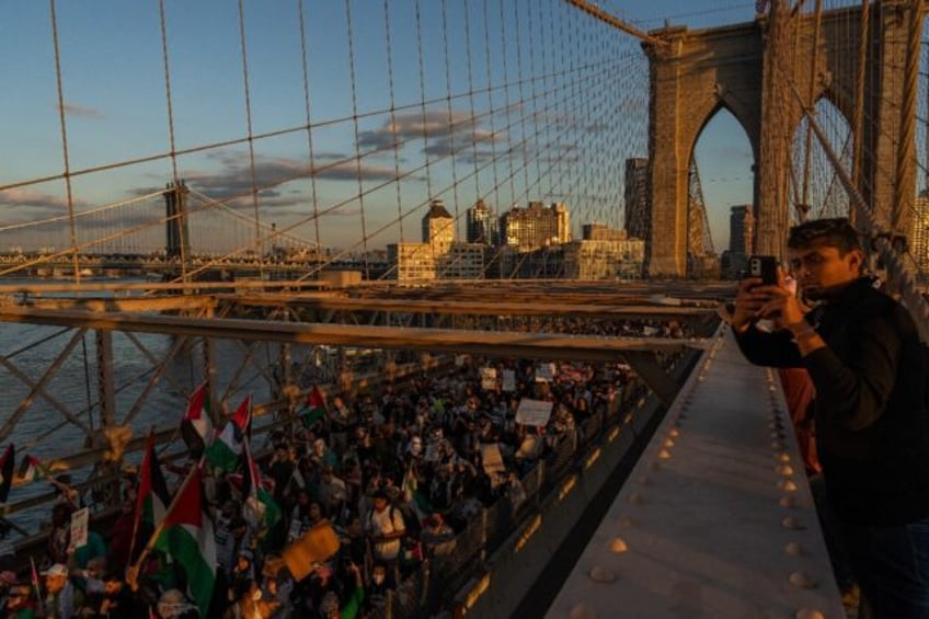 thousands of pro palestinian protesters march in new york