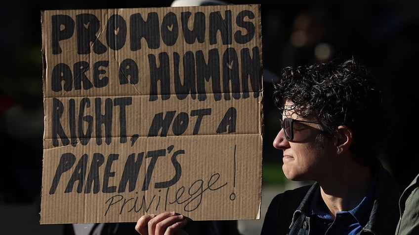 thousands protest gender ideology in canada trudeau condemns transphobia homophobia and biphobia