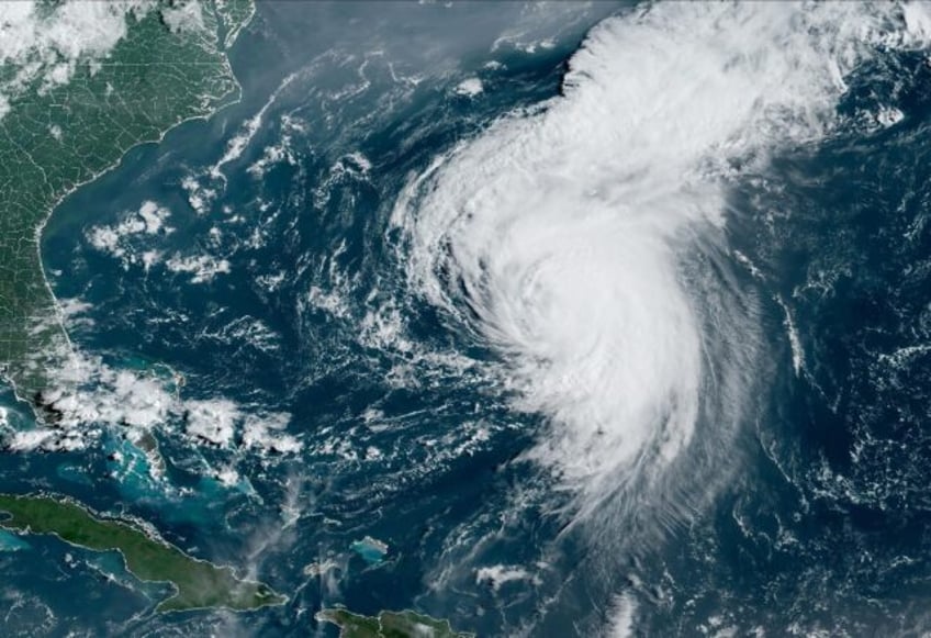 Hurricane Ernesto made landfall in Bermuda, packing maxiumum sustained winds of 85 miles (