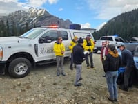 Three climbers fell 400 feet to their death. One climber survived and drove to a pay phone