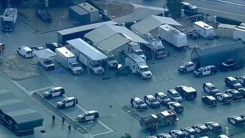 three dead in explosion at los angeles sheriffs training facility