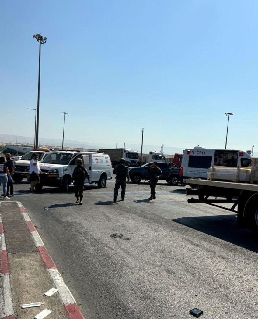 three israelis killed in west bank terrorist shooting attack