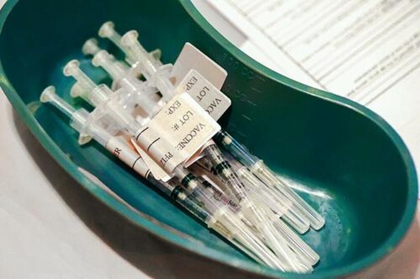 three more states diverge from cdc on covid 19 vaccine recommendations