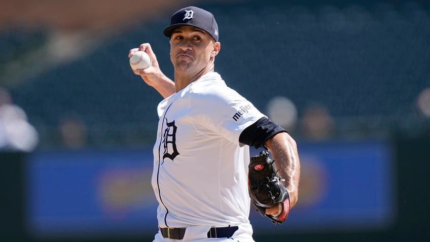 Jack Flaherty in the first inning vs Cardinals