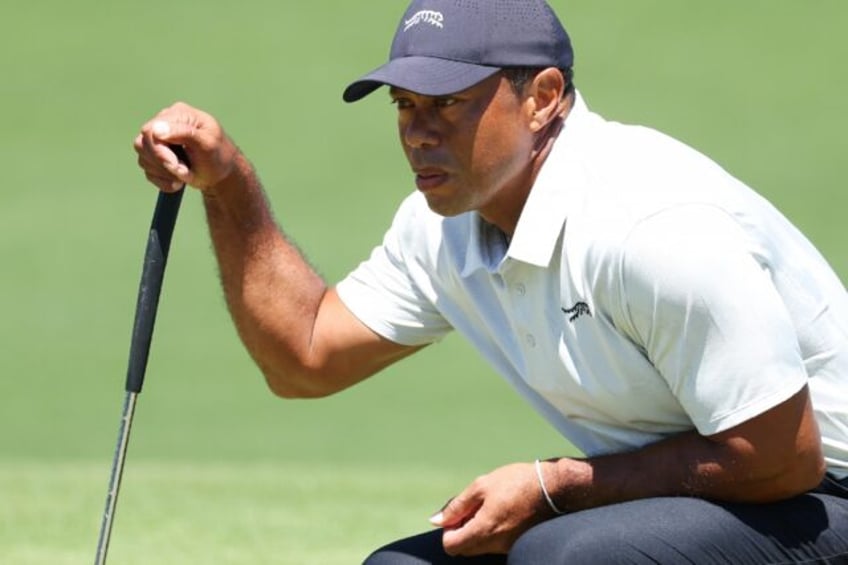 Tiger Woods struggled to a six-over 42 on the front nine in the third round of the Masters