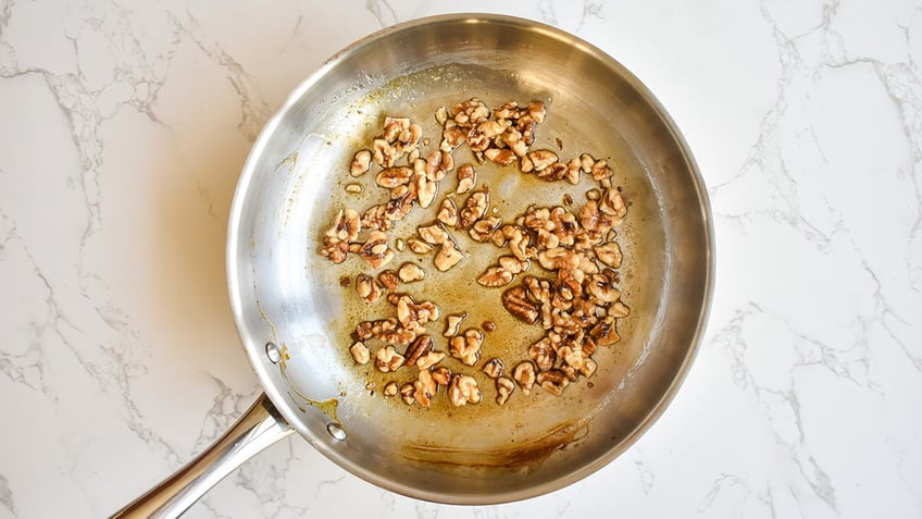 toasting-walnuts