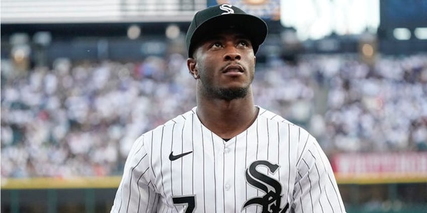 tim anderson of white sox has suspension for jose ramirez fight reduced to five games