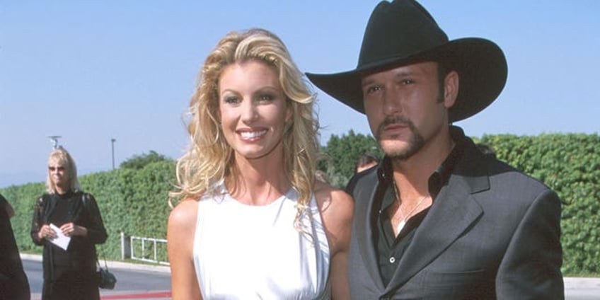 tim mcgraw refused to allow addiction or weight determine 30 year country music career