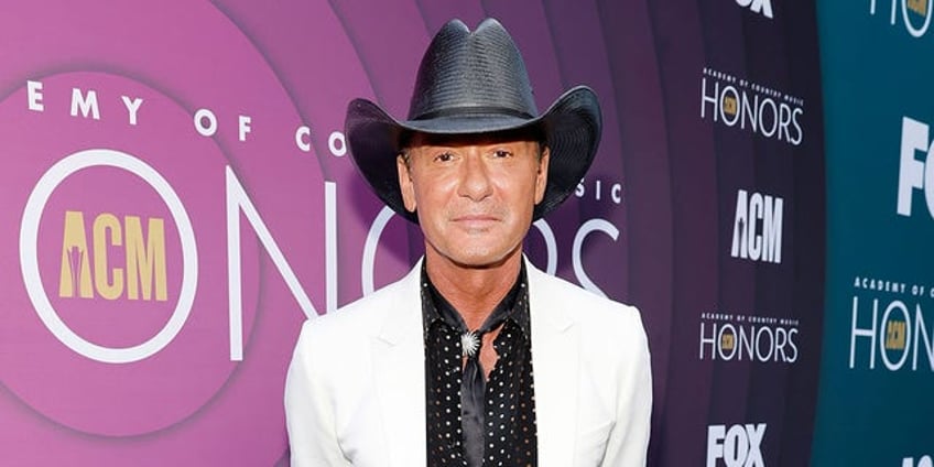 tim mcgraw refuses to partake in country music culture wars i let the songs i record speak for themselves