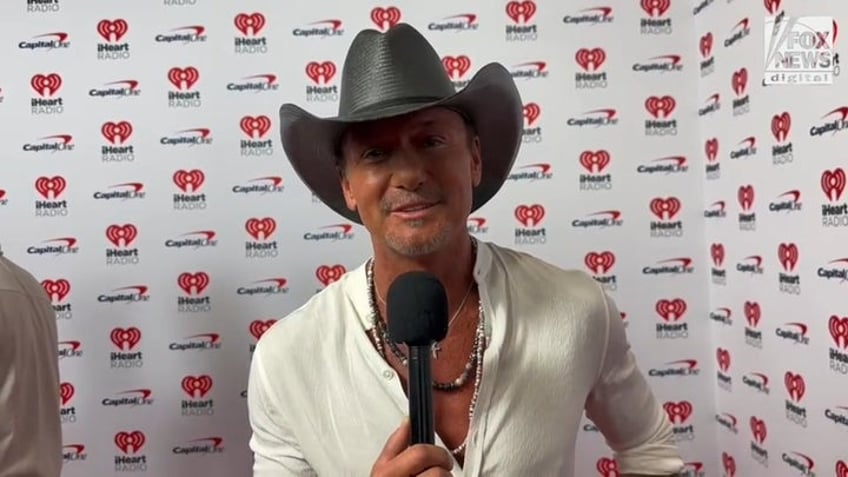 tim mcgraw shares best part of wife faith hills birthday and the surprising gift he gave her