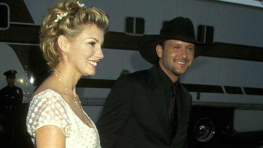 tim mcgraw shares insight into marriage to faith hill with sweet birthday message