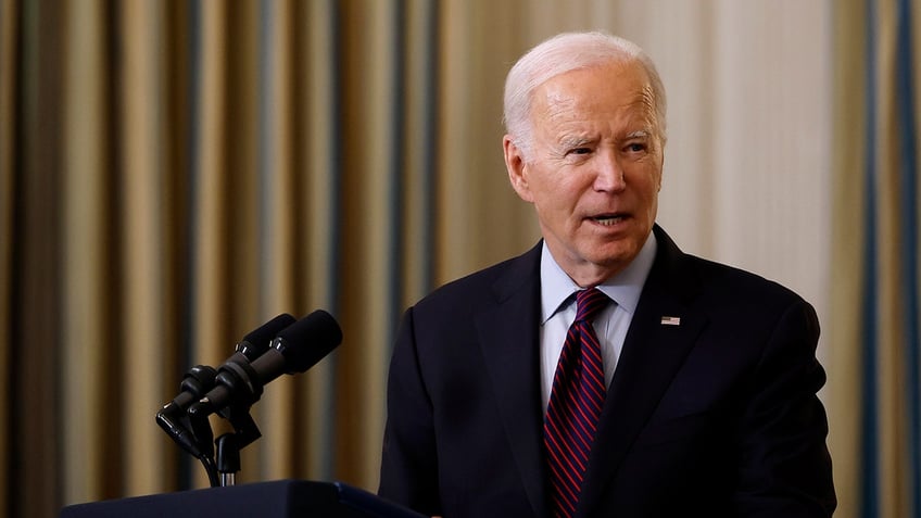 tim ryan calls on biden to quit 2024 presidential race it would be the right thing to do