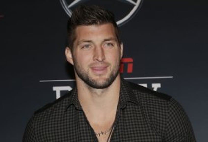 Tim Tebow, wife Demi-Leigh expecting first child