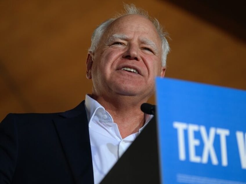 ERIE, PENNSYLVANIA - SEPTEMBER 05: Democratic vice presidential nominee Minnesota Governor